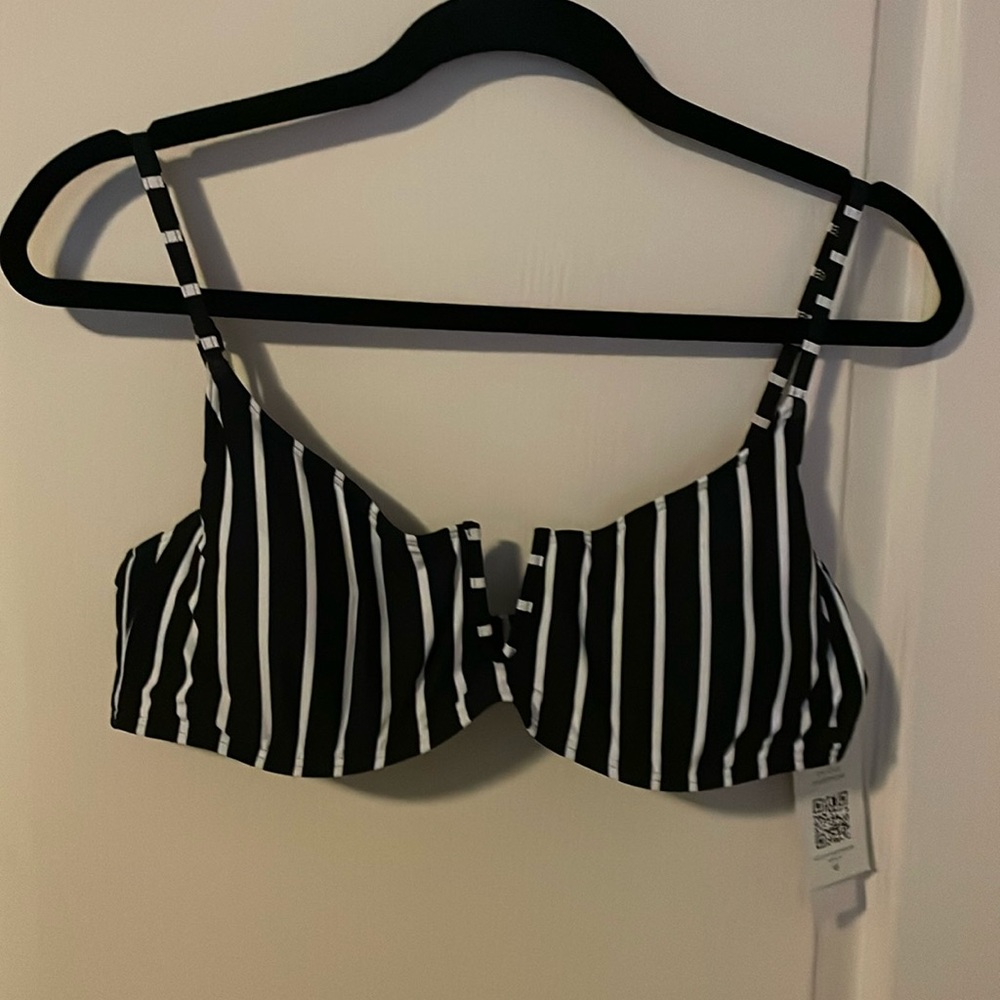 Roxy XL Bikini Top NWT